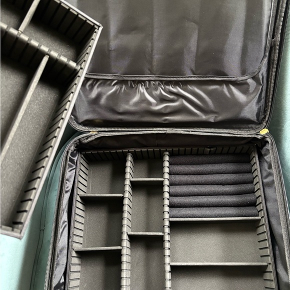 Black Travel Jewelry Organizer Bag - Picture 2 of 5